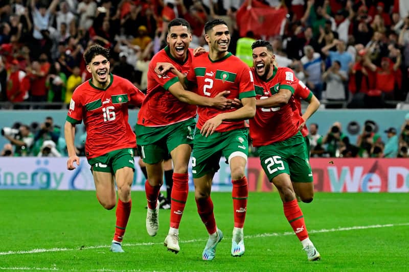 خمسة لاعبين مغاربة ضمن التشكيلة المثالية الإفريقية لسنة 2022